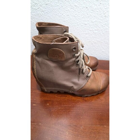 Sorel Women's Leather & Canvas Lace-Up Ankle Boots Size 10 Tan/Brown Durable Des - Picture 3 of 8